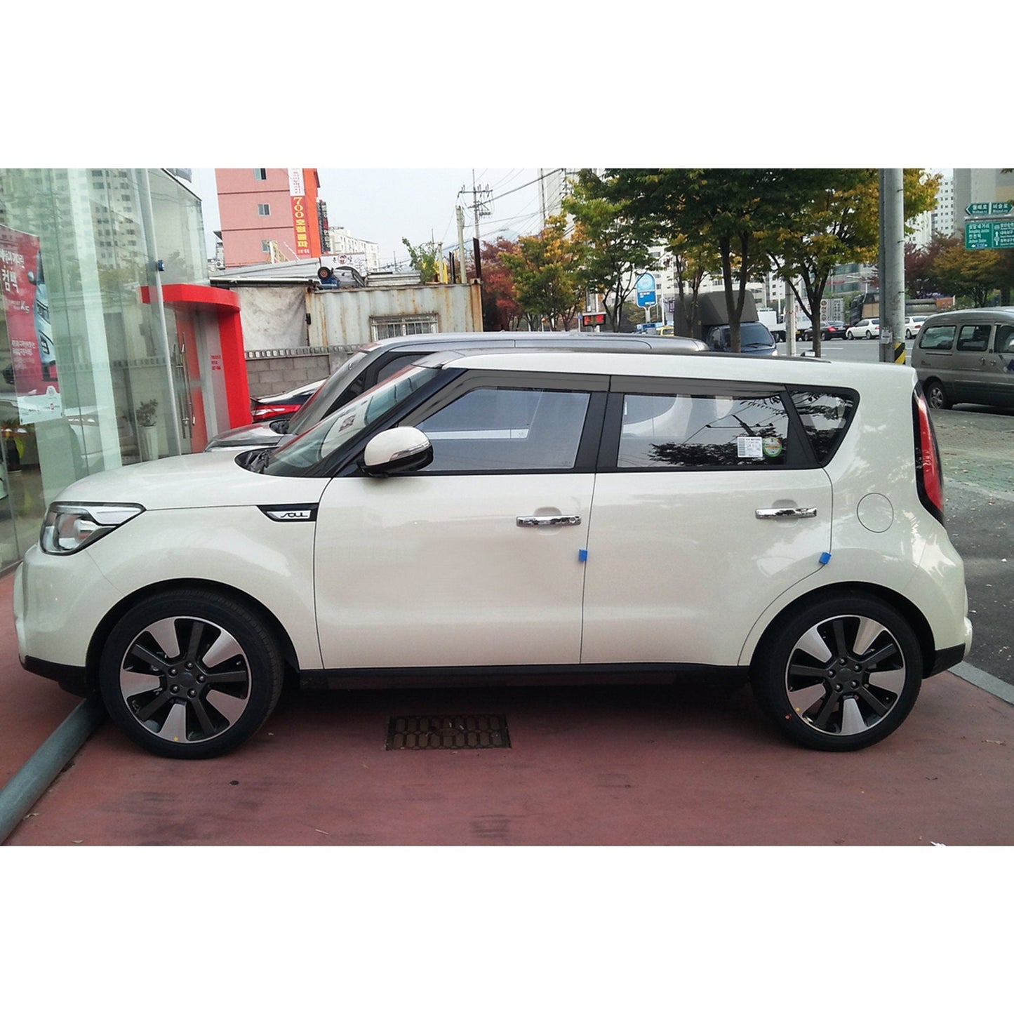 A1740 - Autoclover Rain Guards for Kia Soul 2014-2019 (4PCs) Smoke Tinted Tape-On Style - northernprimesupply