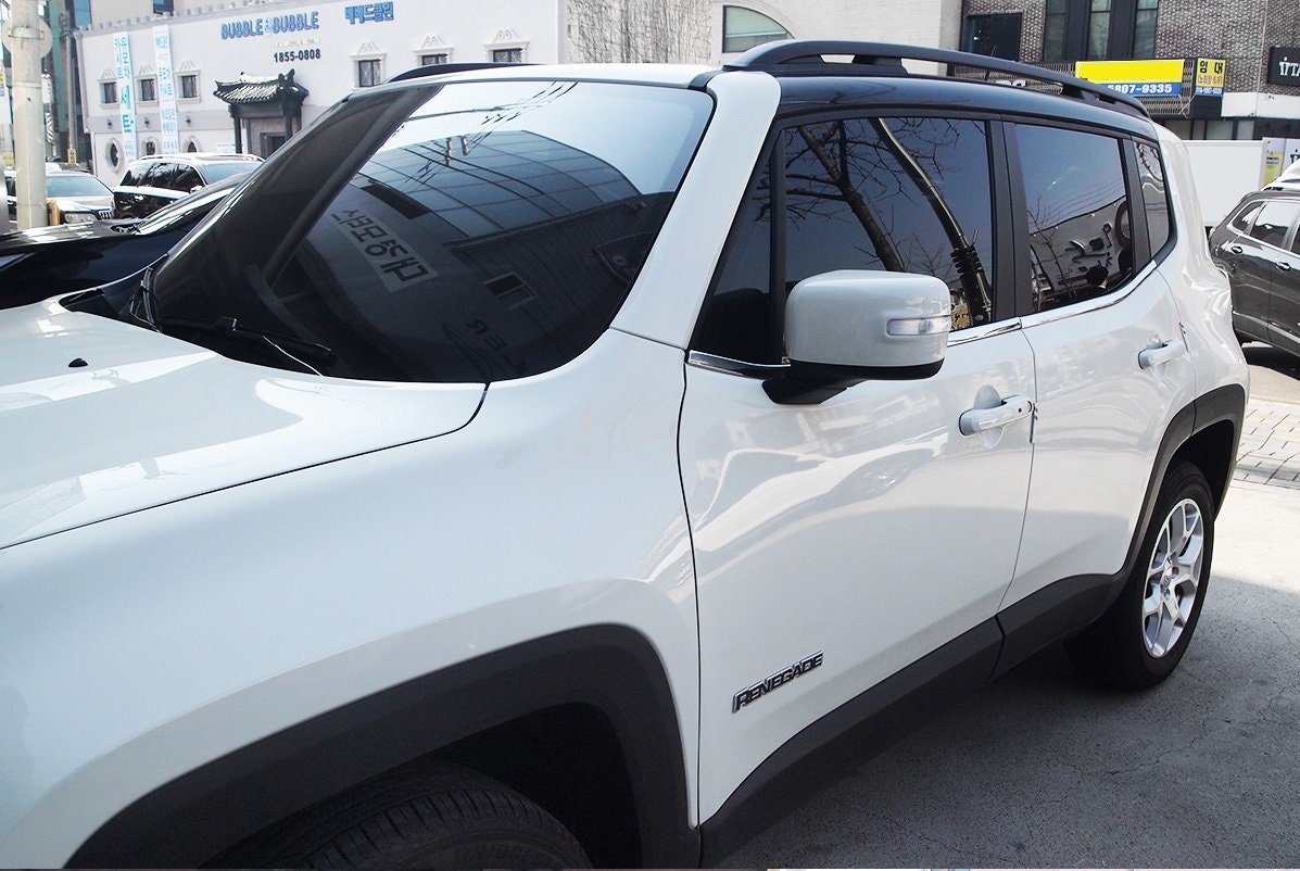 B2640 - Autoclover Windows Frame Sill Molding Cover Trim for Jeep Renegade 2015-2022 (4PCs) Chrome Finish Tape-On Style - northernprimesupply